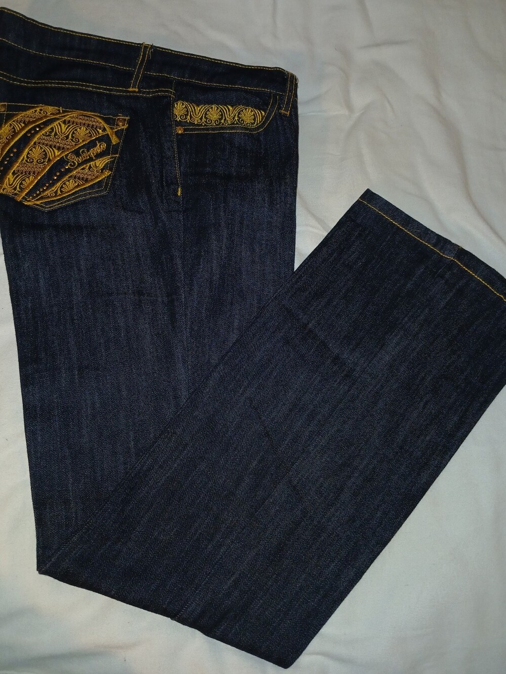 Pre-loved Women's Dark Wash Jeans with Gold Embroidered Pockets.